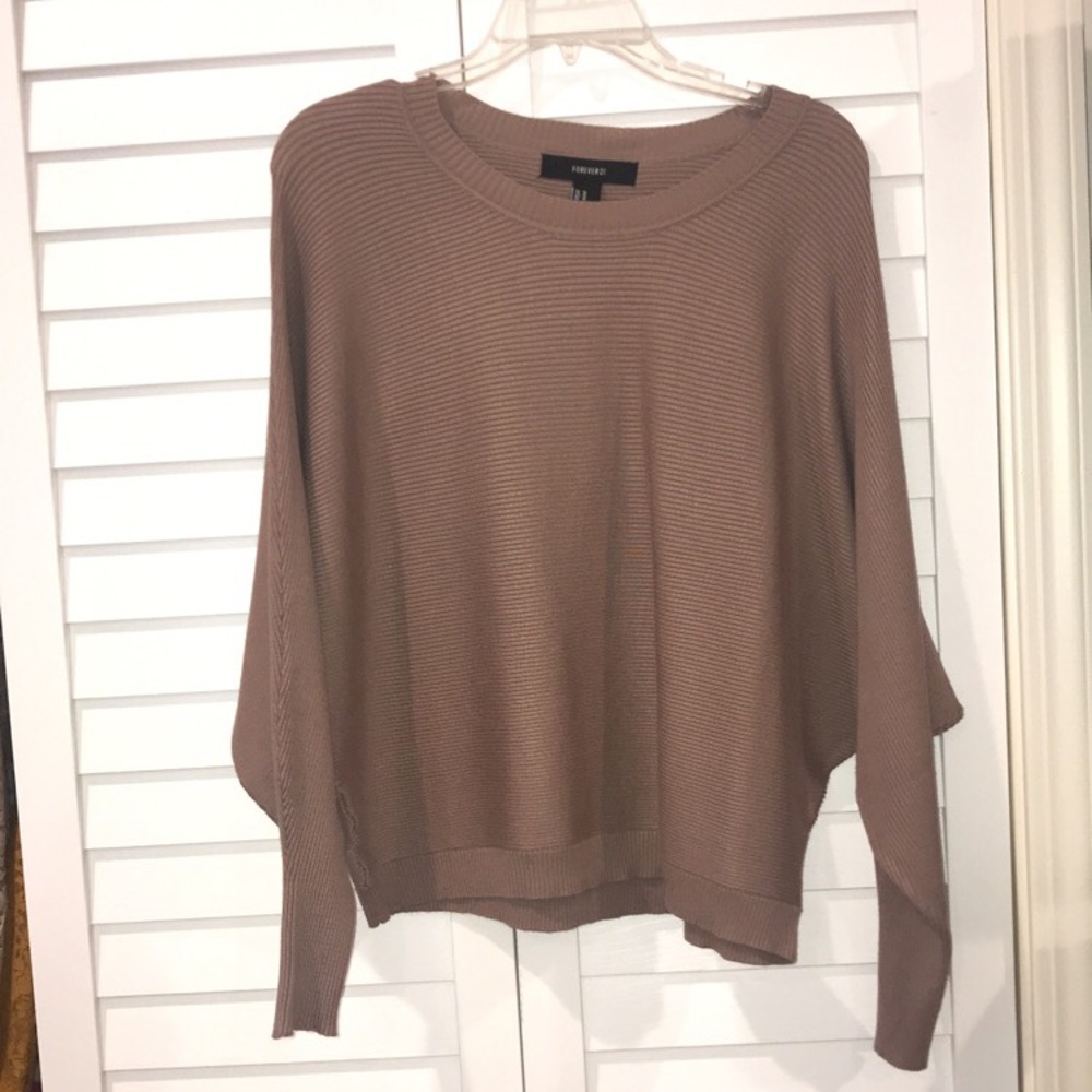 long sleeve sweatshirt